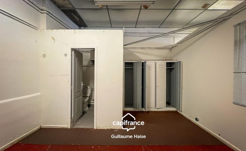 Entrepôt - 224 m² - 2 pièces