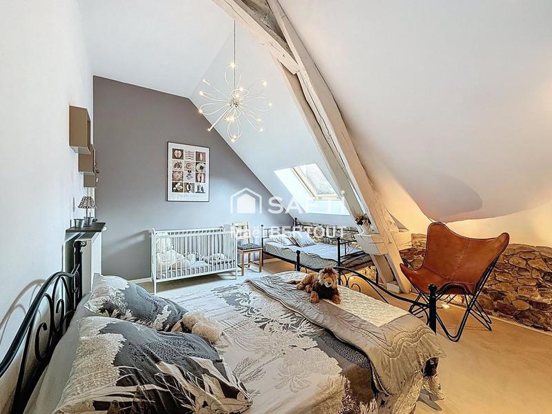 Maison - 230 m² - 10 pièces