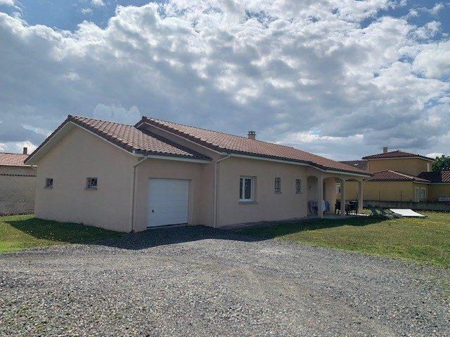 Maison - 106 m² - 4 pièces