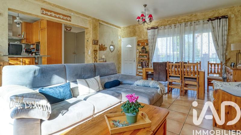 Maison - 111 m² - 6 pièces