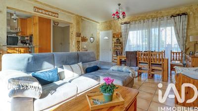 Maison - 111 m² - 6 pièces