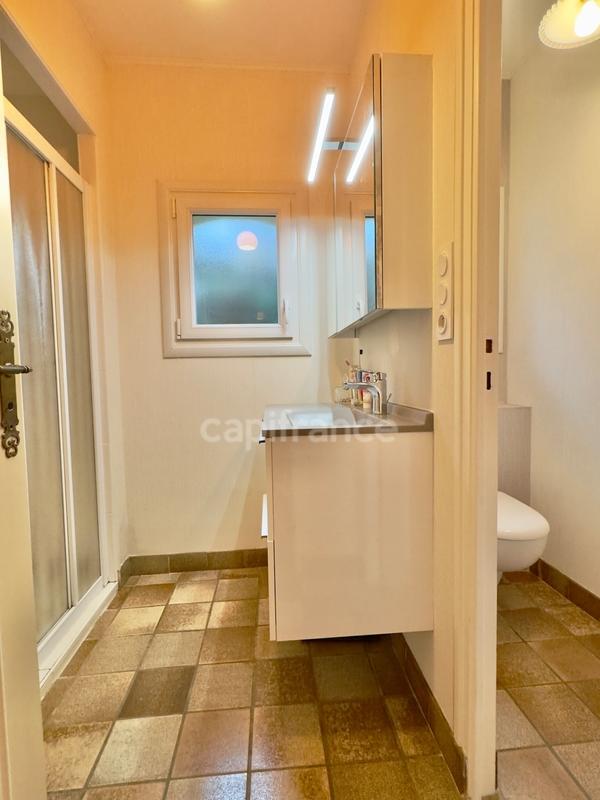 Maison - 176 m² - 7 pièces