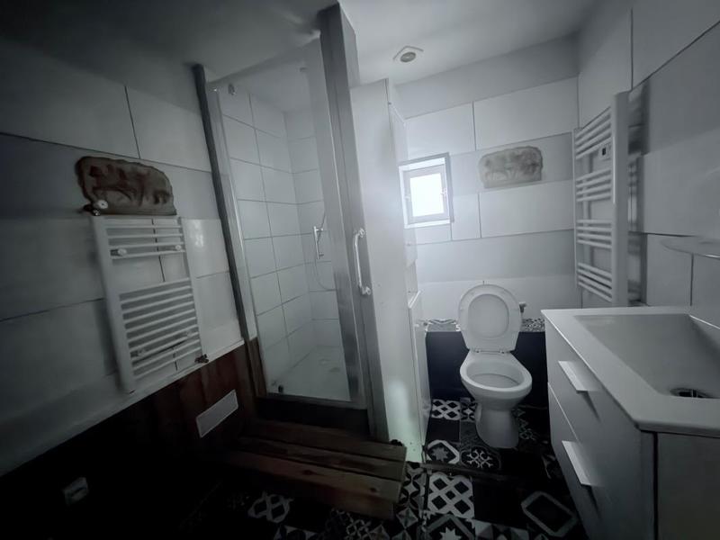 Maison - 205 m² - 6 pièces