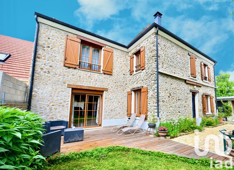 Maison - 175 m² - 8 pièces