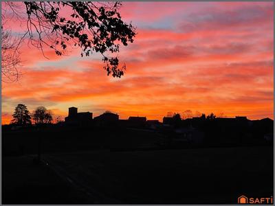 Maison - 294 m² - 9 pièces