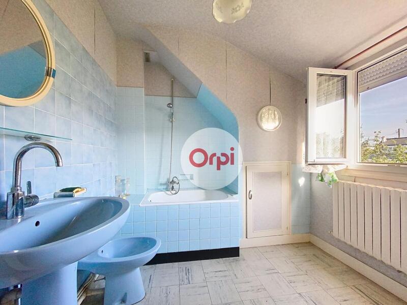 Maison - 105 m² - 5 pièces