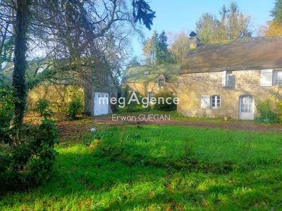 Maison - 265 m² - 11 pièces