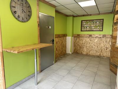 Local commercial - 80 m² - 2 pièces