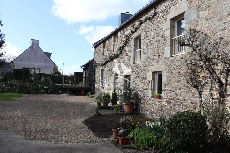 Longère - 202 m² - 10 pièces