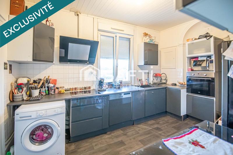 Appartement - 100 m² - 5 pièces