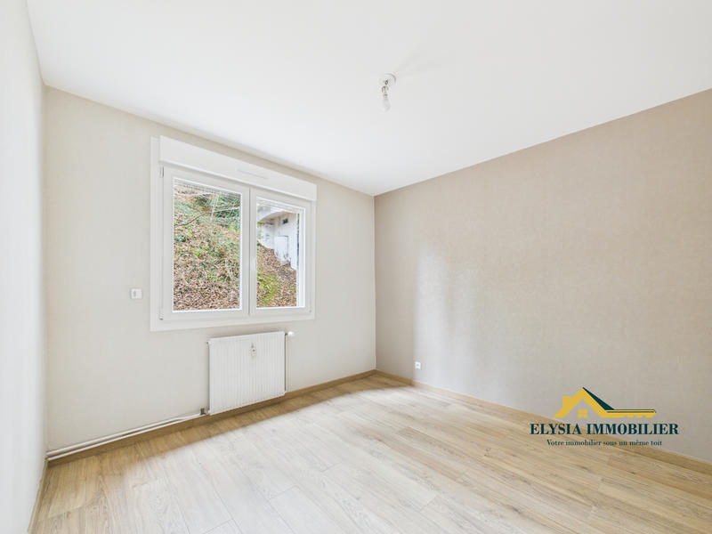 Appartement - 85 m² - 4 pièces