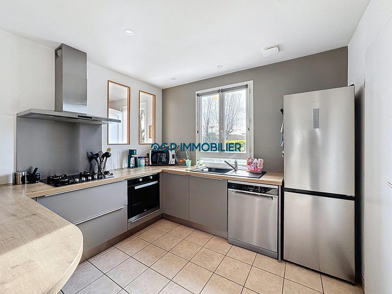 Maison - 92 m² - 4 pièces