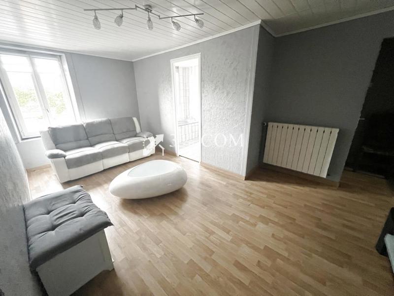 Maison - 188 m² - 11 pièces