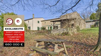 Maison - 202 m² - 6 pièces