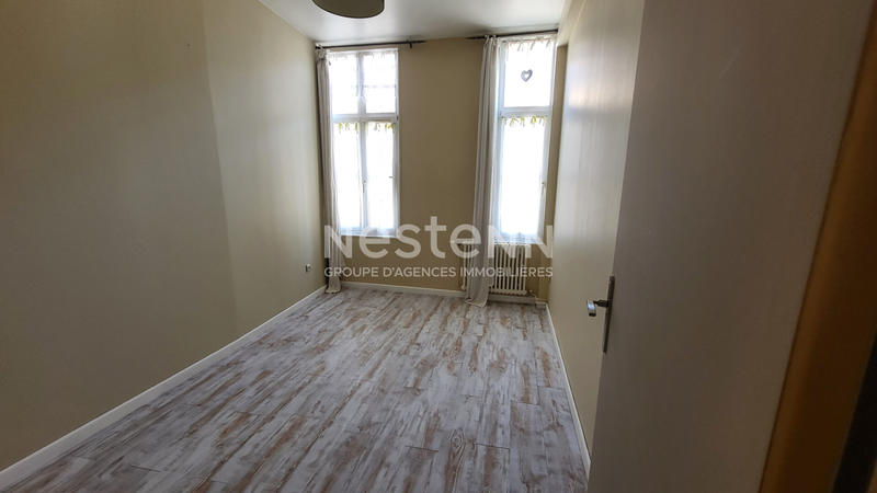 Maison - 215 m² - 8 pièces