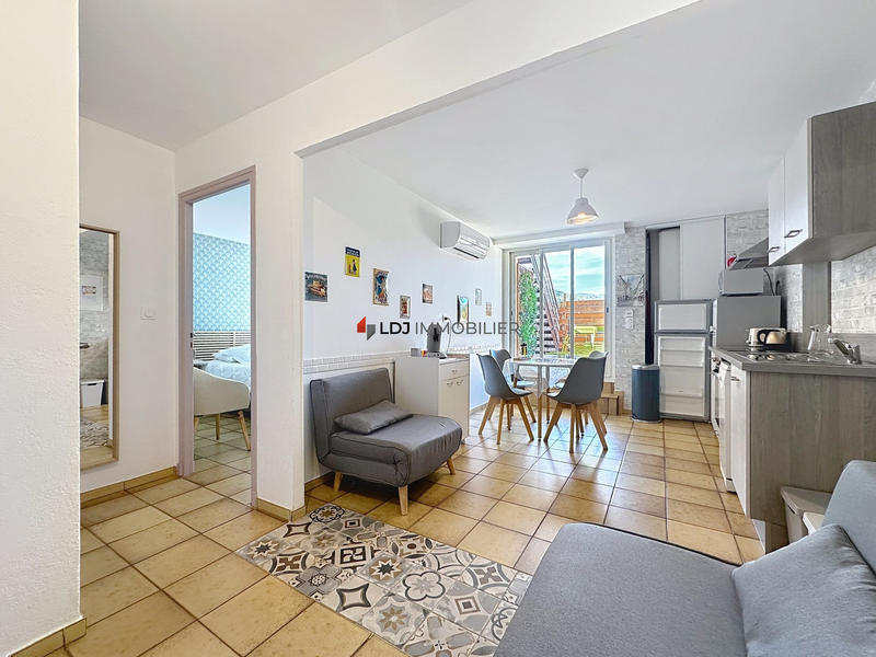 Maison - 196 m² - 5 pièces