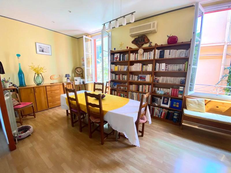 Maison de ville - 134 m² - 8 pièces