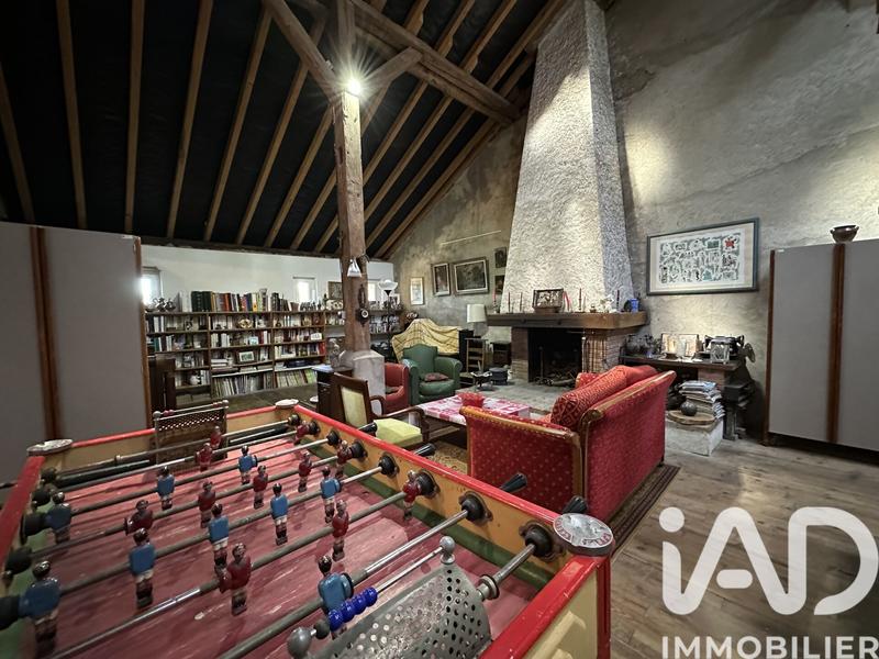 Maison - 189 m² - 8 pièces