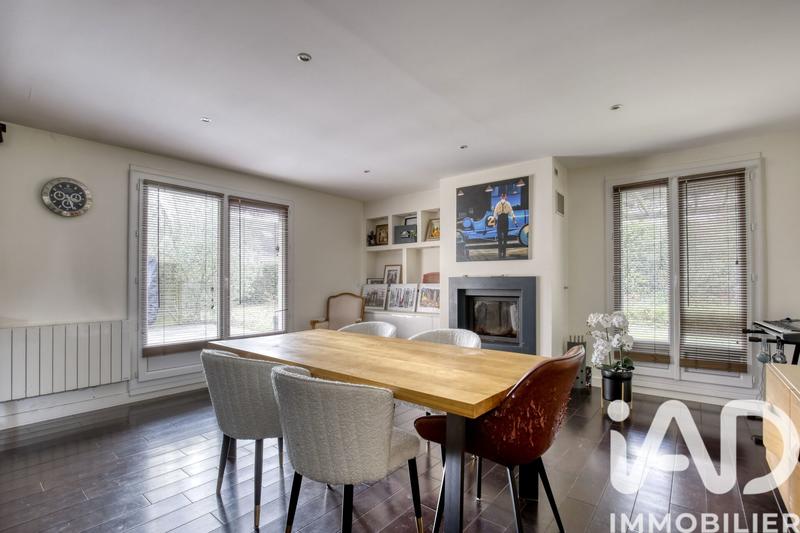 Maison - 190 m² - 8 pièces