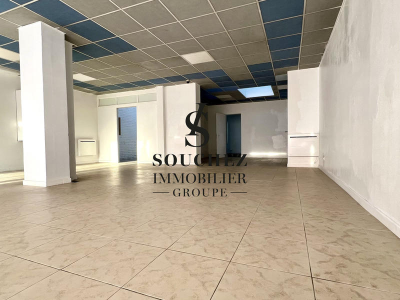 Maison - 300 m² - 6 pièces