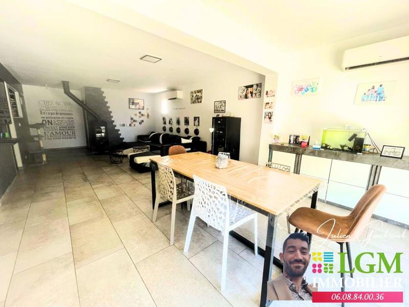 Maison - 165 m² - 8 pièces