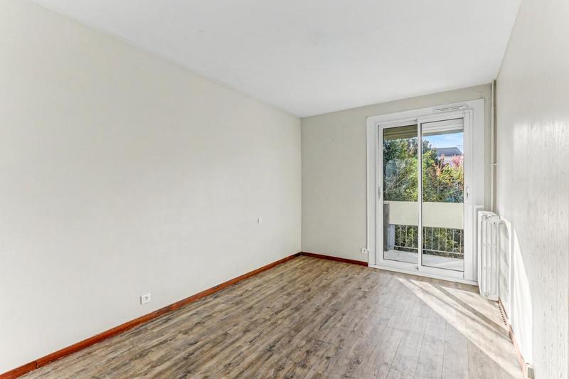 Appartement - 94 m² - 4 pièces