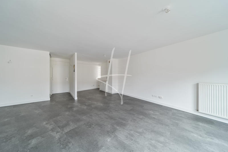 Local d'activités - 108 m²