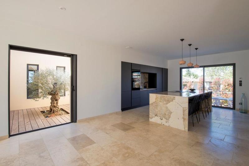 Maison - 168 m² - 5 pièces