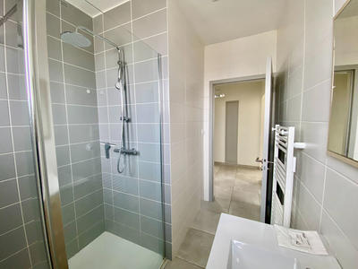 Maison - 85 m² - 3 pièces