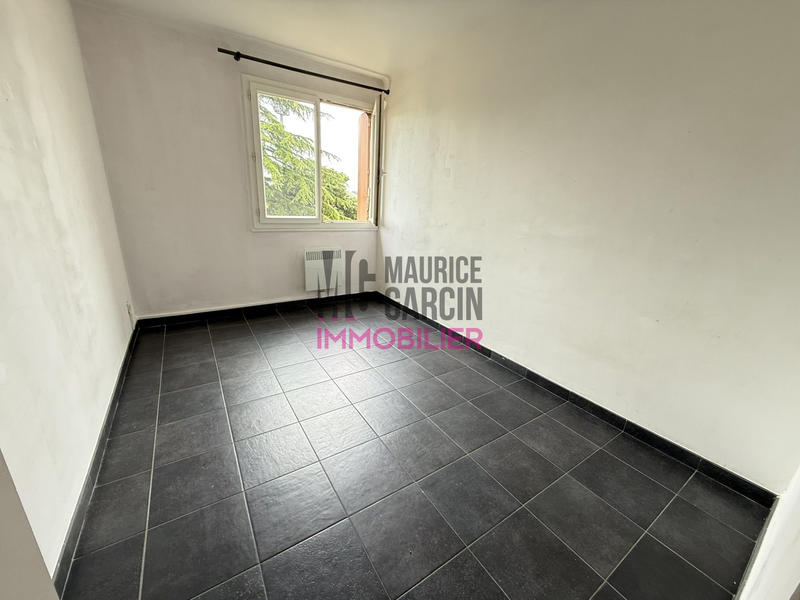 Appartement - 77 m² - 4 pièces