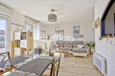 Appartement - 64 m² - 3 pièces