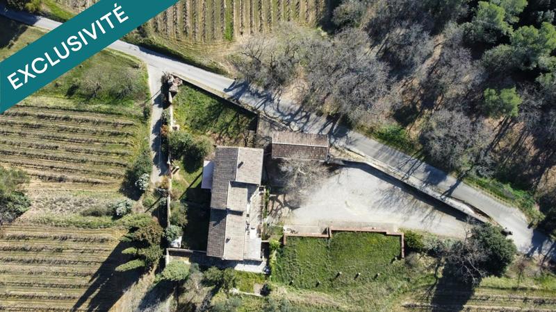 Maison - 228 m² - 8 pièces