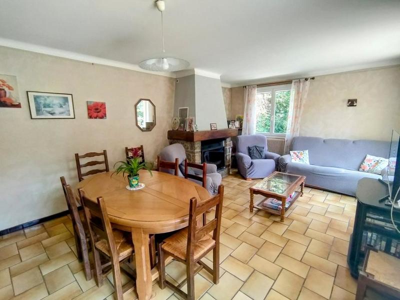 Propriété - 302 m² - 12 pièces
