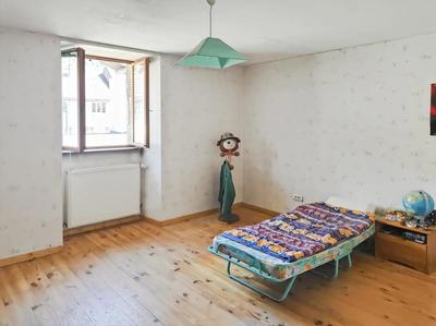 Maison - 500 m² - 9 pièces