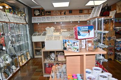 Local commercial - 64 m² - 3 pièces