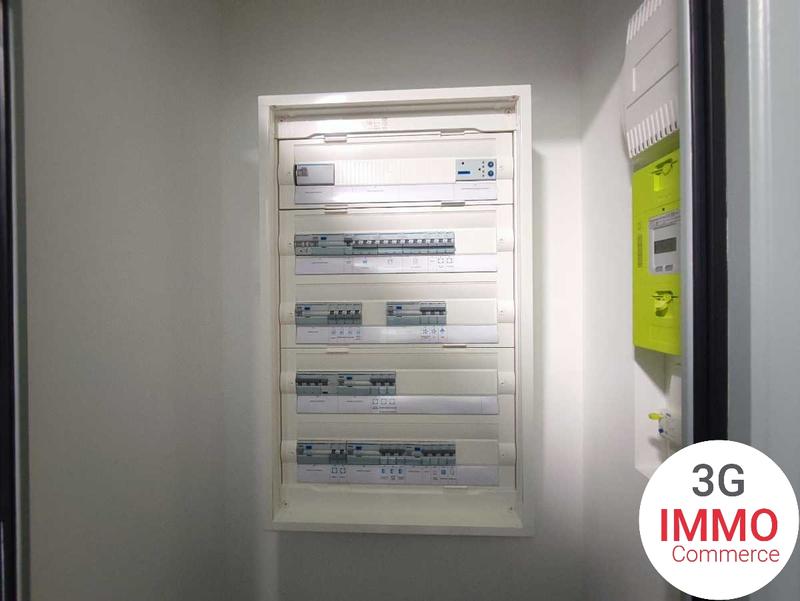 Local commercial - 76 m² - 3 pièces