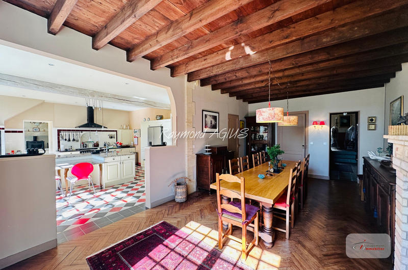 Maison de village - 276 m² - 11 pièces