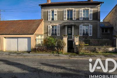 Maison - 168 m² - 7 pièces