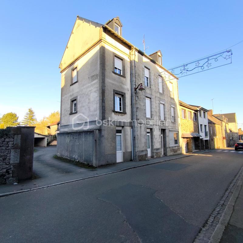 Immeuble - 284 m² - 16 pièces