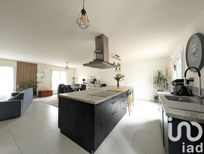 Maison - 133 m² - 6 pièces