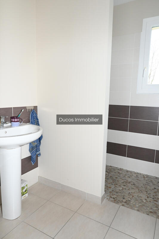 Maison - 102 m² - 5 pièces