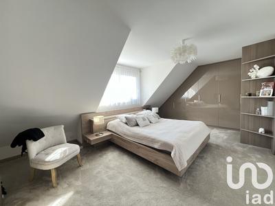 Maison - 183 m² - 7 pièces