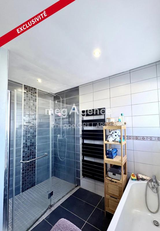 Maison - 98 m² - 5 pièces