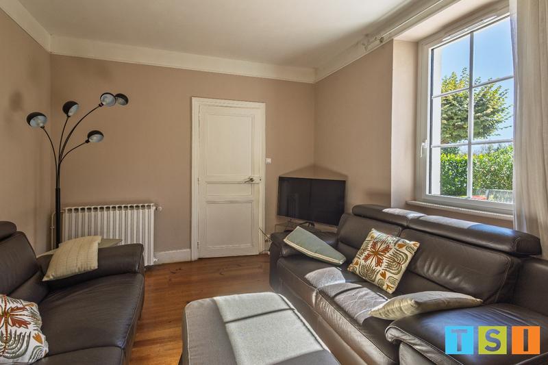 Maison - 122 m² - 5 pièces