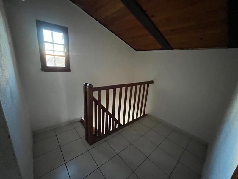 Maison - 93 m² - 4 pièces