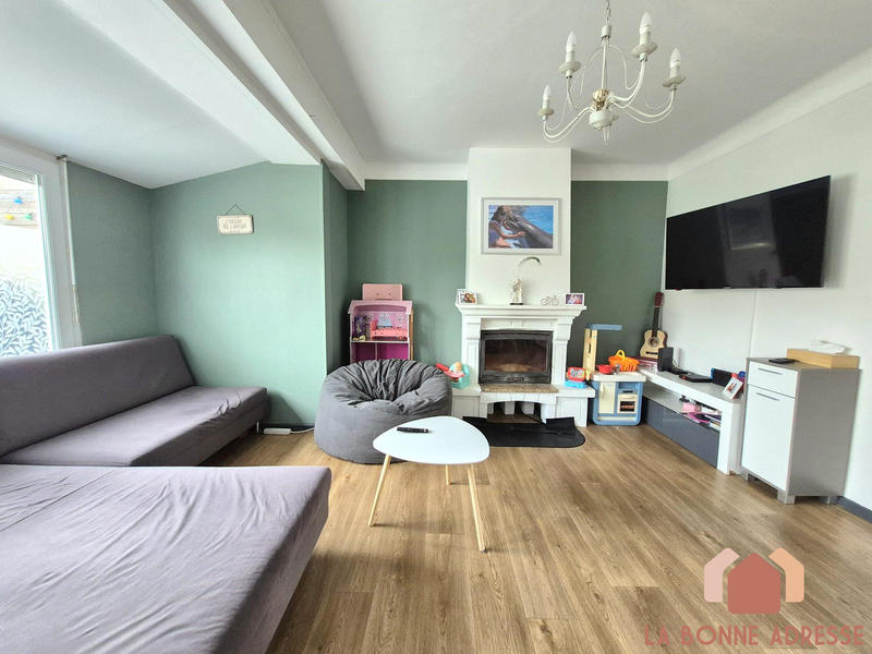 Maison - 84 m² - 5 pièces