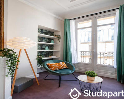 Chambre - 220 m² - 1 pièce