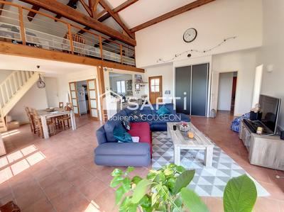 Maison - 152 m² - 6 pièces