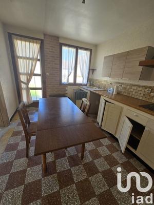 Maison - 80 m² - 5 pièces