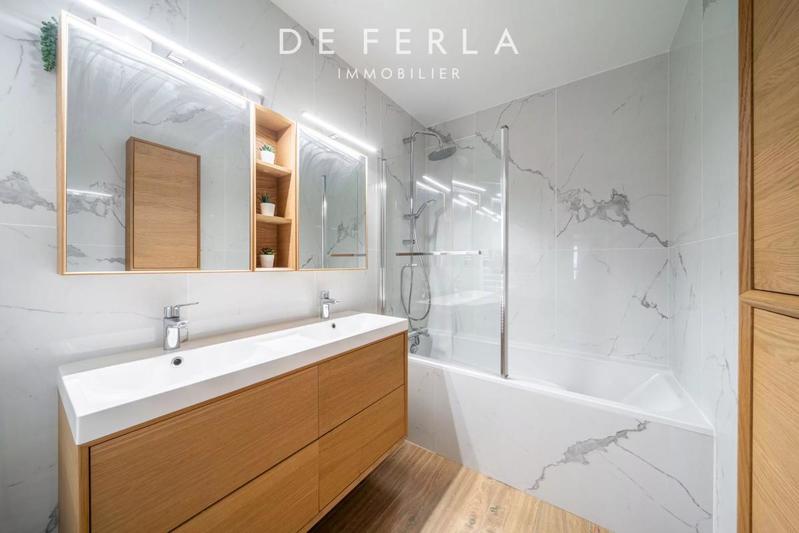 Appartement - 84 m² - 4 pièces